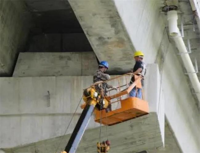 怒江桥梁建设排水系统